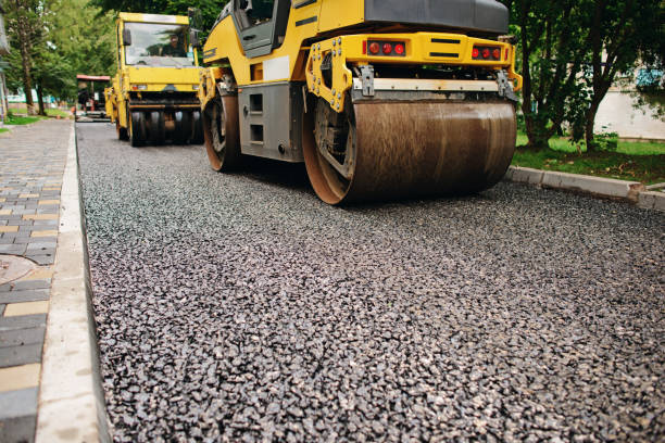 Best Driveway Paving Contractor  in Mcgregor, TX